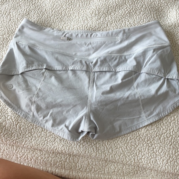 White lulu lemon speed up shorts 2.5” - Picture 2 of 3